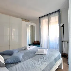 La Casa Di Carta In Piazza Stesicoro Apartamento